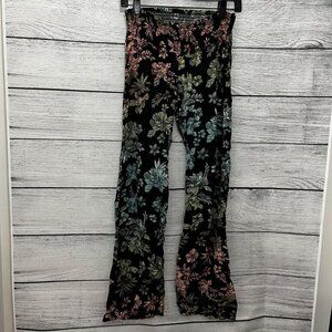 Jessica Simpson Maternity Pants